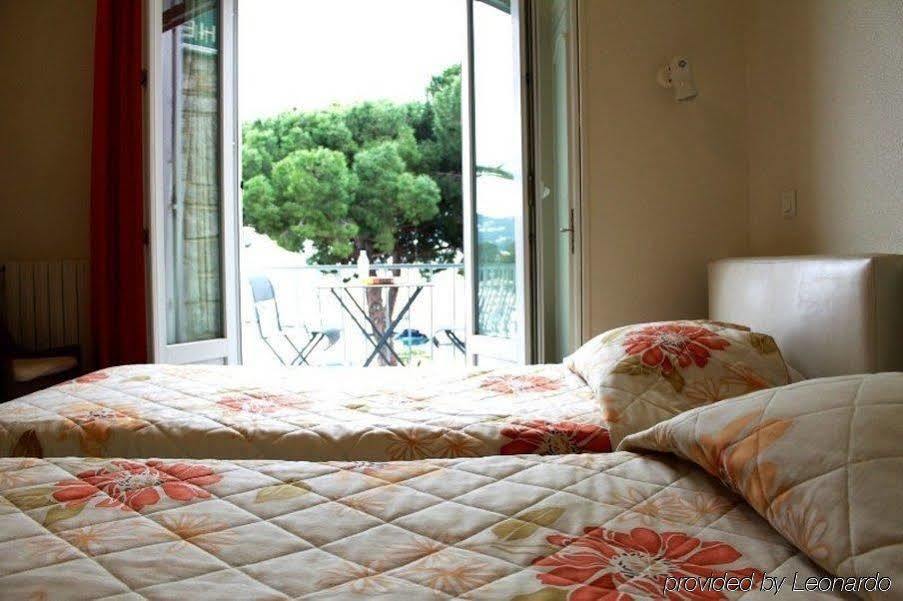 Hotel Le Richiardi การ์เกราน ภายนอก รูปภาพ